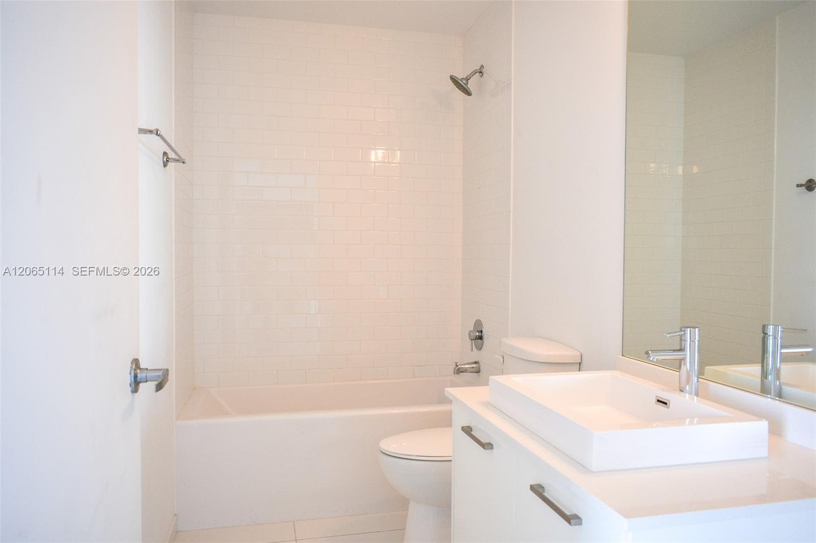 151 SE 1st St # 2808, Miami, FL 33131 photo 5