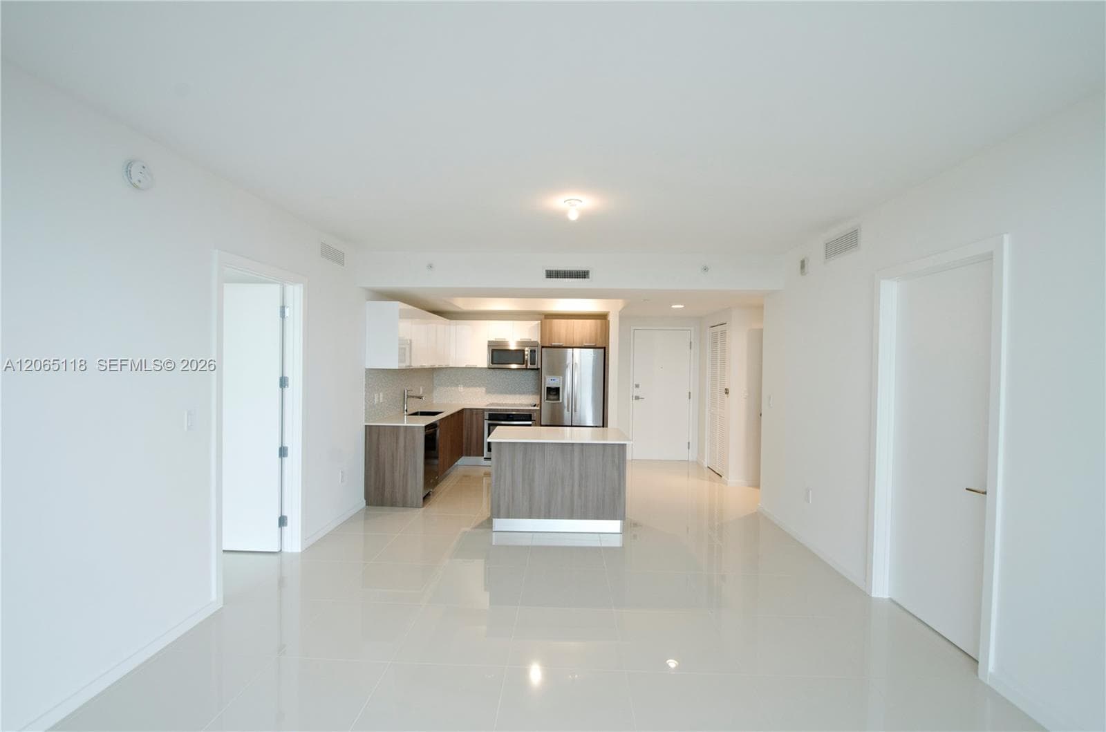 5300 Paseo Blvd # 709, Doral, FL 33166 photo 2