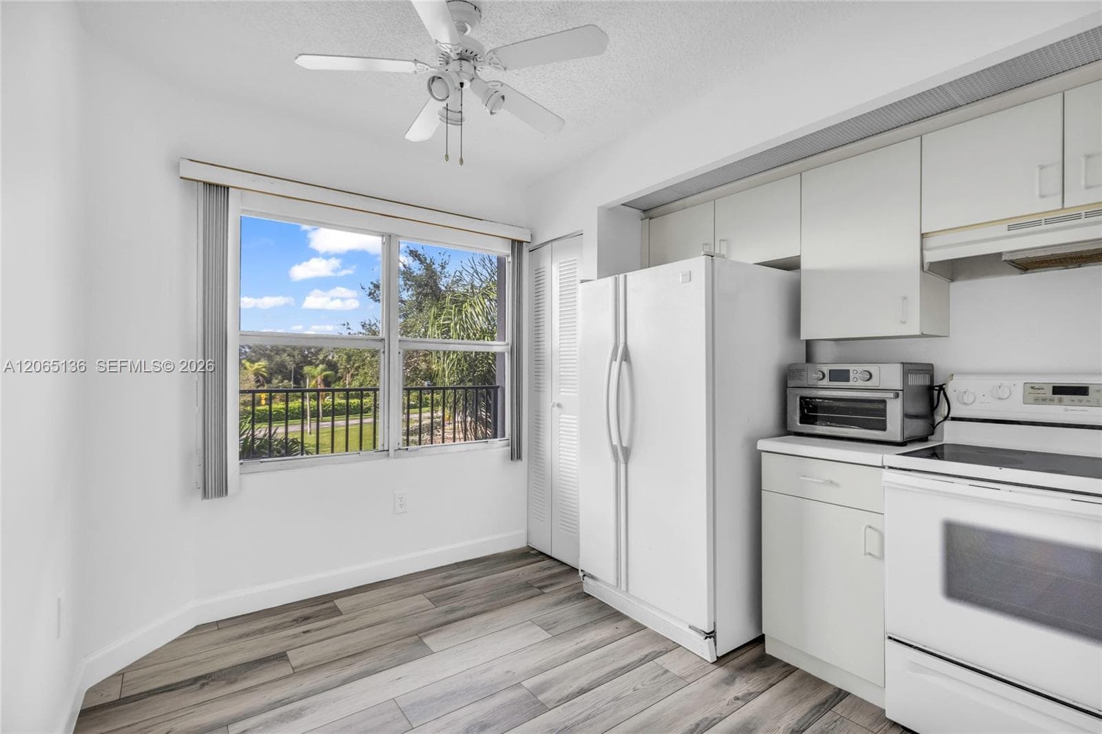 550 SW 138th Ave # 309K, Pembroke Pines, FL 33027 photo 4