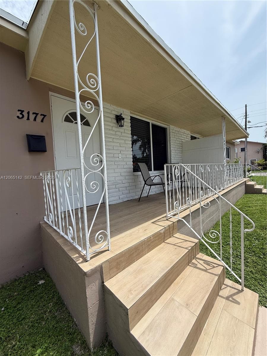 3177 SW 27th Ter # 3177, Miami, FL 33133 photo 2