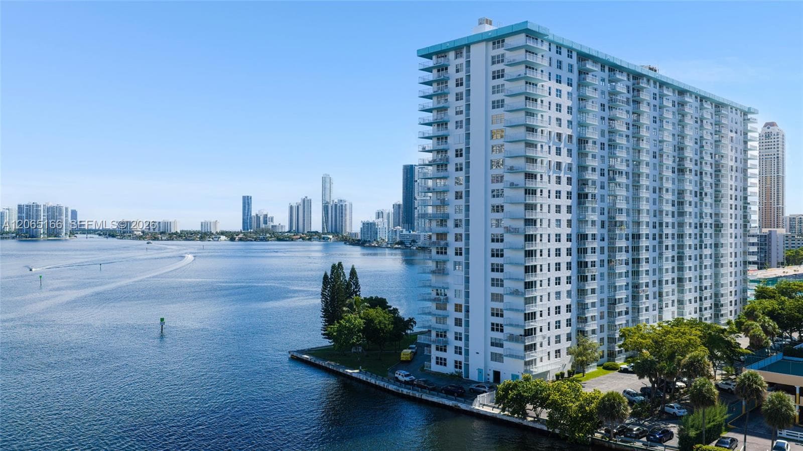 301 174th St # 1216, Sunny Isles Beach, FL 33160 photo 5