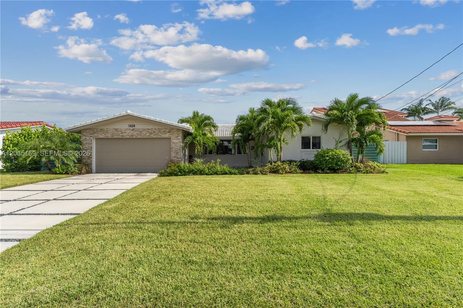 1424 NE 53rd Ct # 0, Fort Lauderdale, FL 33334 photo 2
