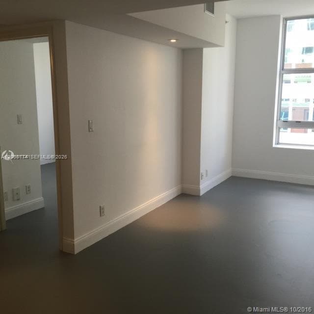 111 E Flagler St # 1003, Miami, FL 33131 photo 5