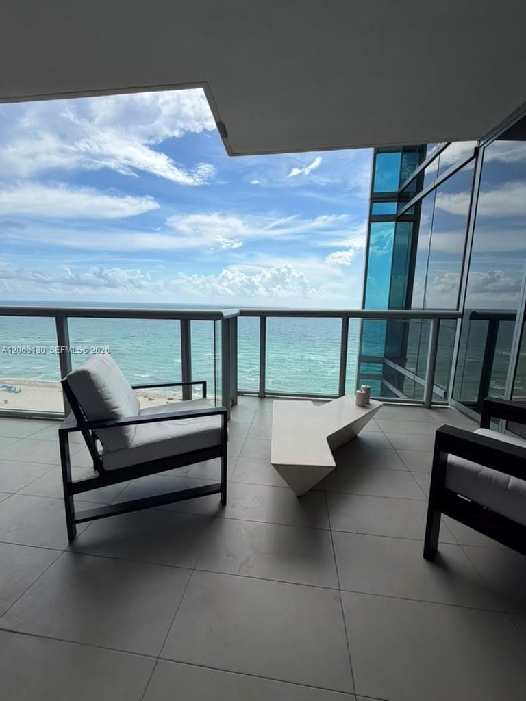17121 Collins Ave # 1208, Sunny Isles Beach, FL 33160 photo 3