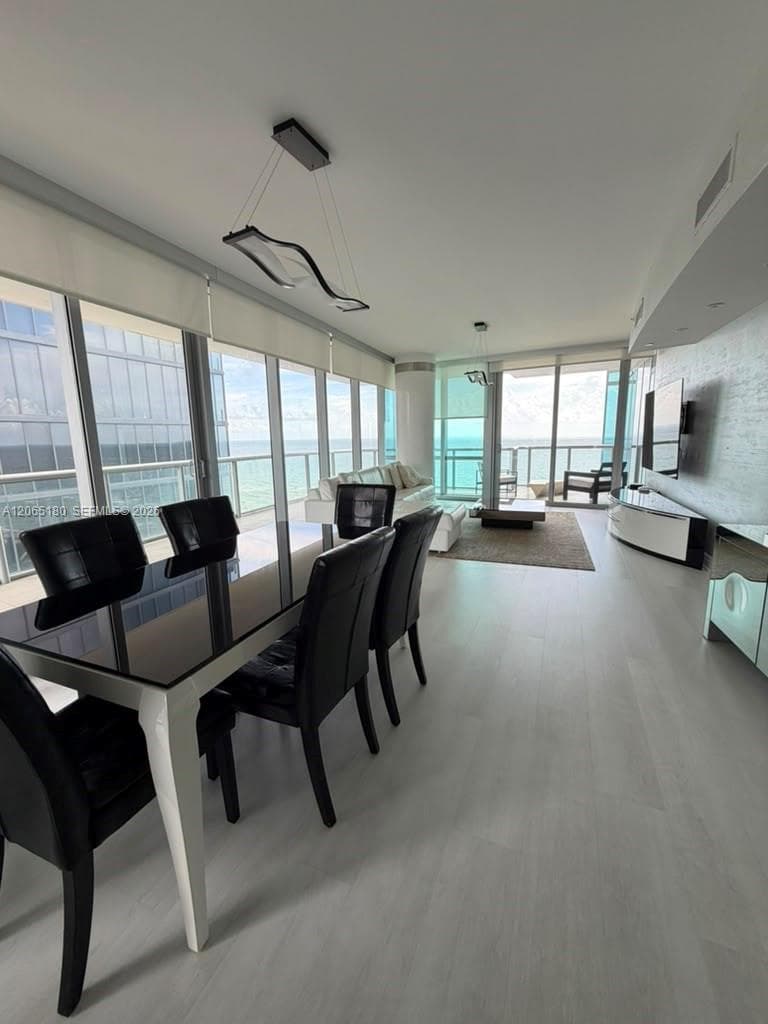 17121 Collins Ave # 1208, Sunny Isles Beach, FL 33160