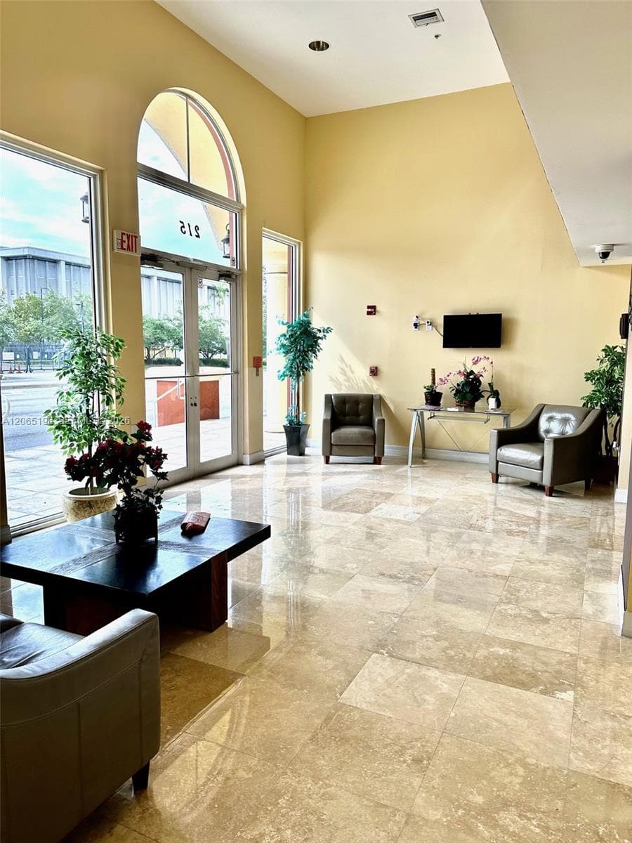 215 SW 42nd Ave # 401, Miami, FL 33134 photo 2