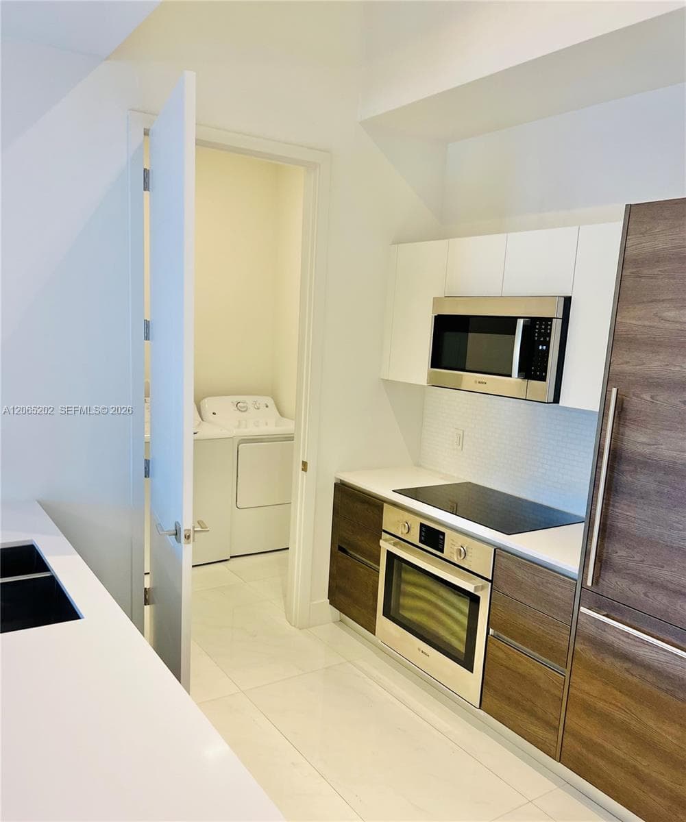301 Altara Ave # 210, Coral Gables, FL 33146