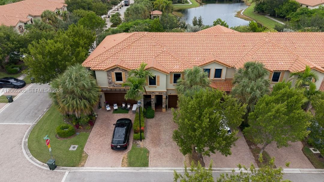 6943 Halton Park Ln, Coconut Creek, FL 33073 photo 3