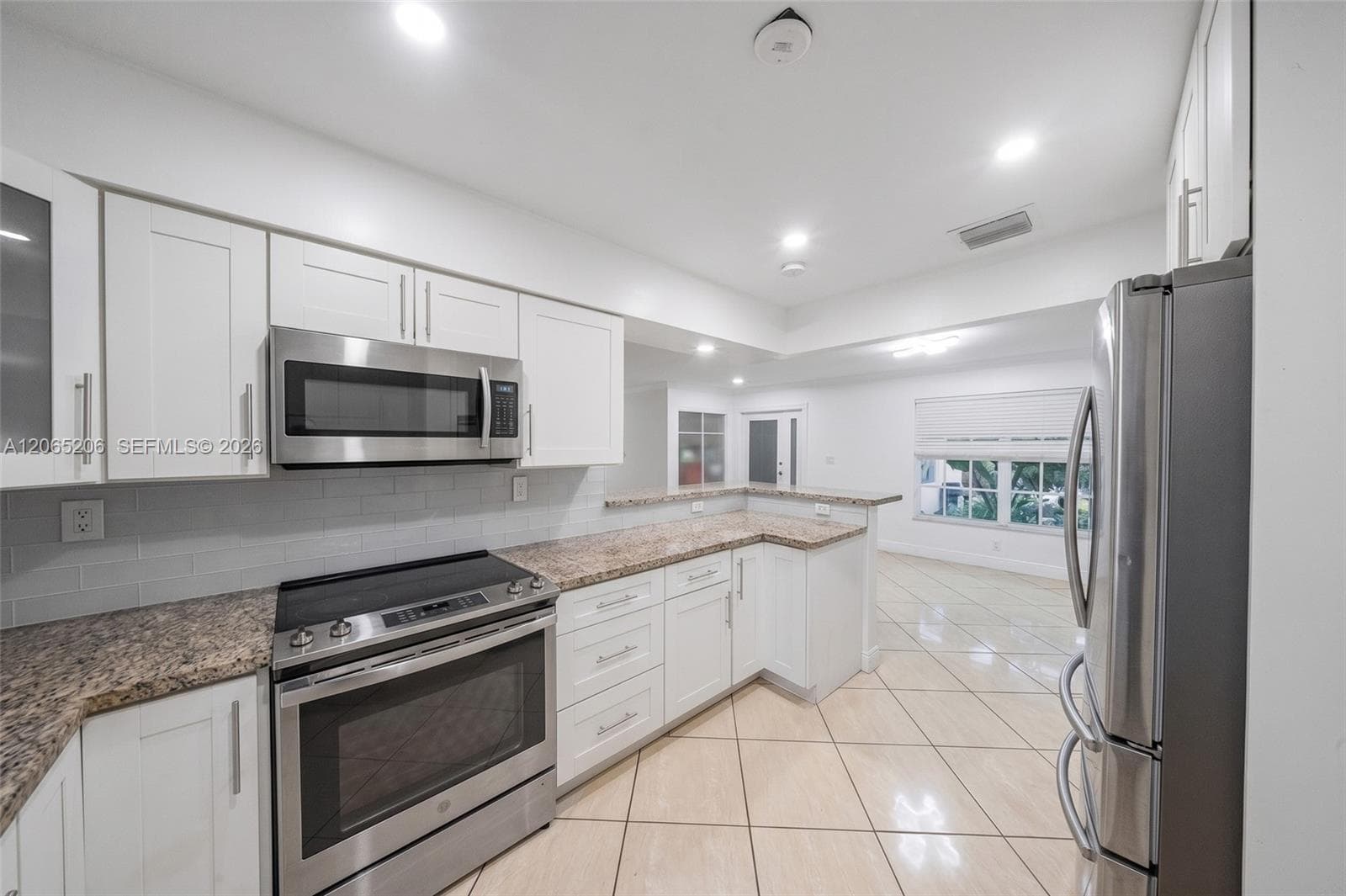 27925 SW 163rd Ave, Homestead, FL 33031 photo 2