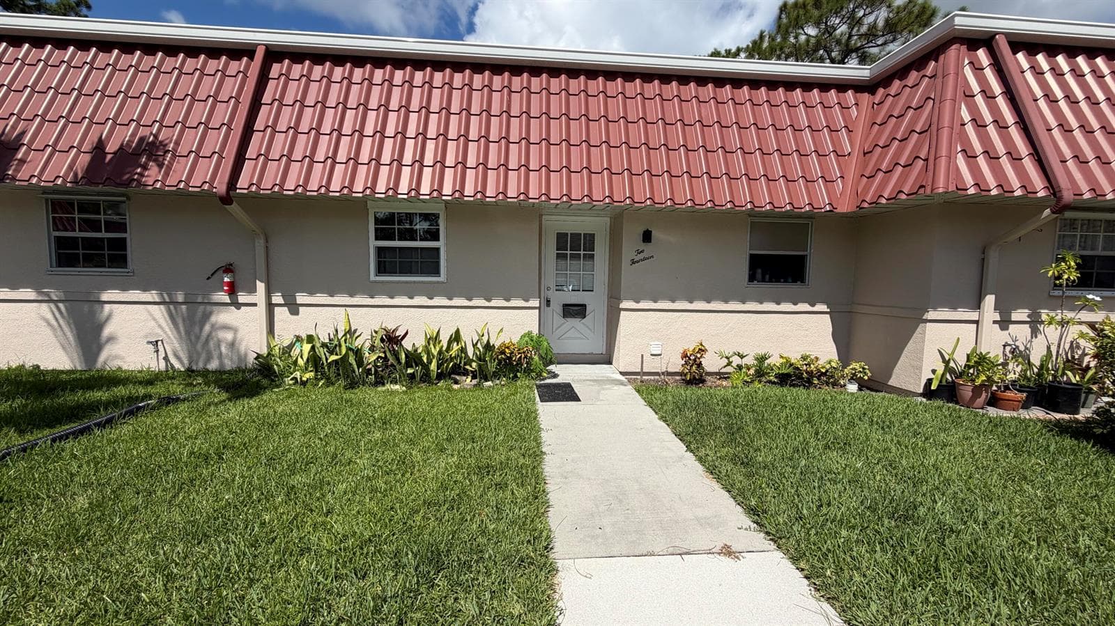 214 DOWN EAST Lane, Lake Worth, FL 33467