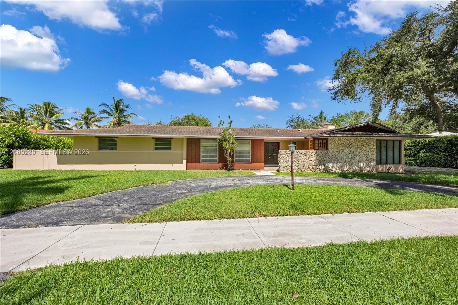 11800 SW 72nd Ave, Pinecrest, FL 33156 photo 2