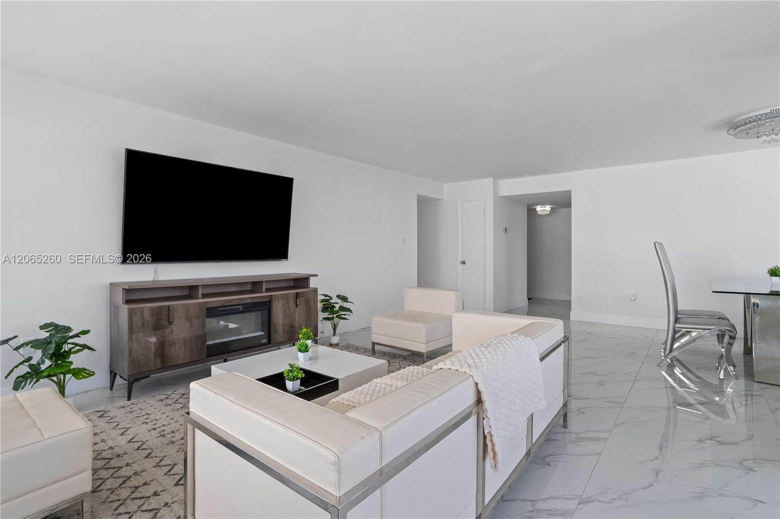 18051 Biscayne Blvd # 1904-1, Aventura, FL 33160 photo 5