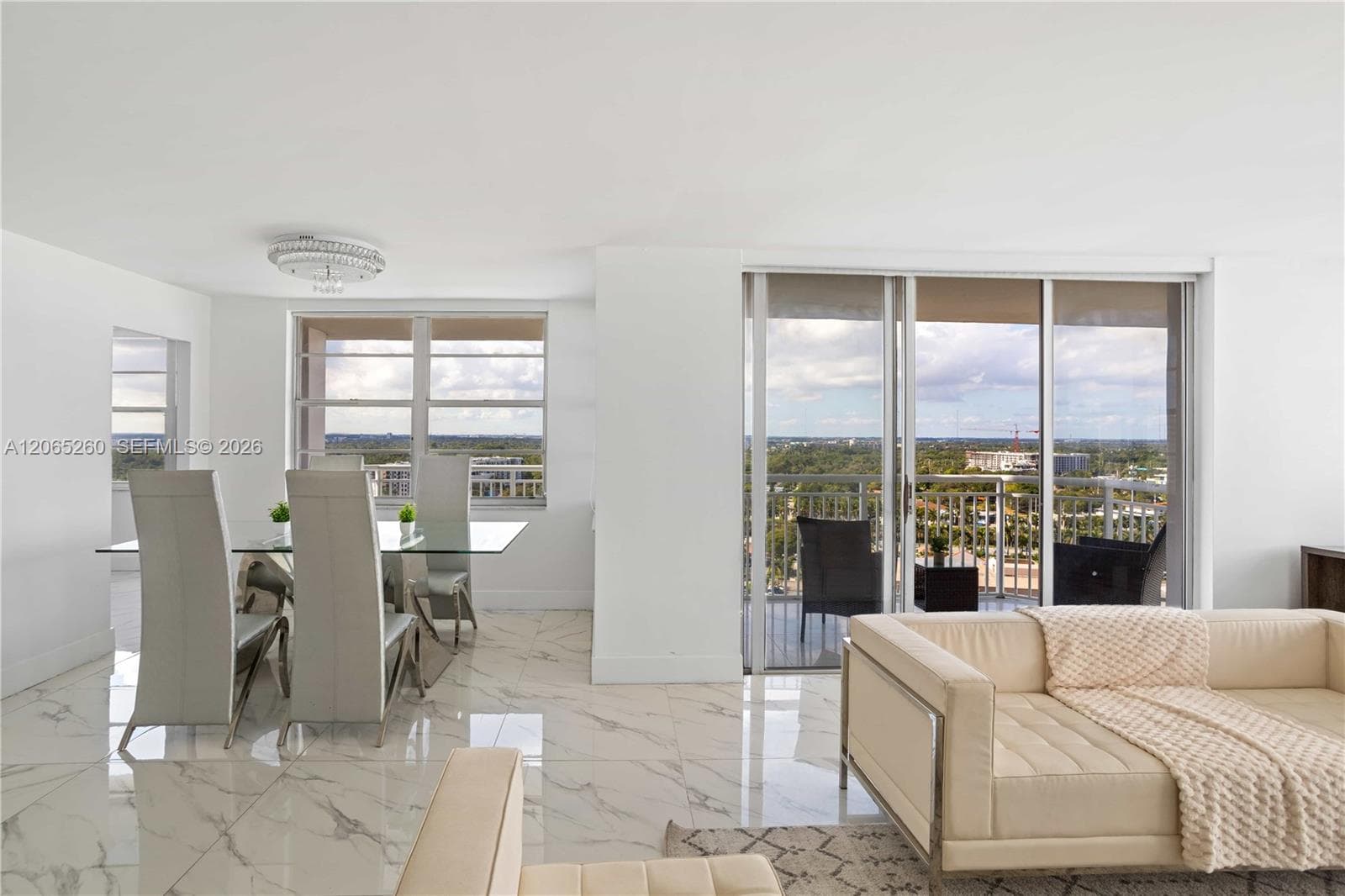 18051 Biscayne Blvd # 1904-1, Aventura, FL 33160 photo 4