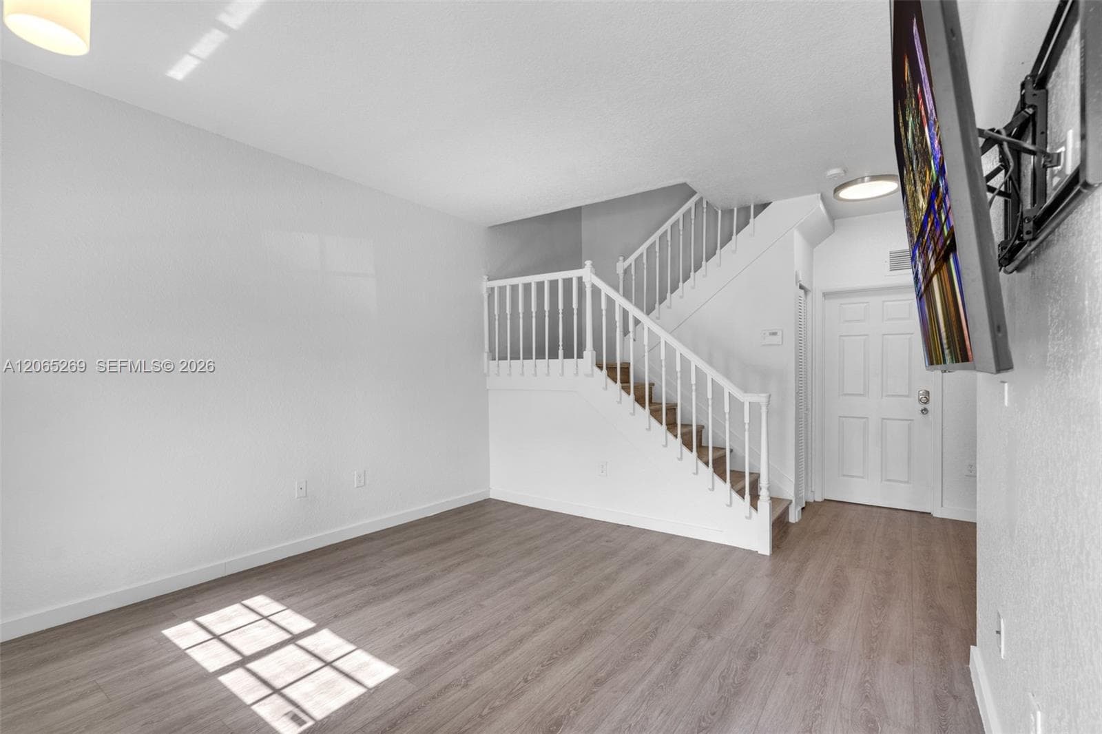 1975 NW 3rd Ct # 39, Miami, FL 33136 photo 4
