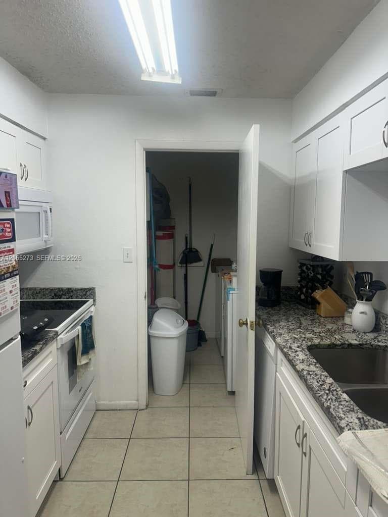 13287 Arbor Pointe Circle # 304, Tampa, FL 33617
