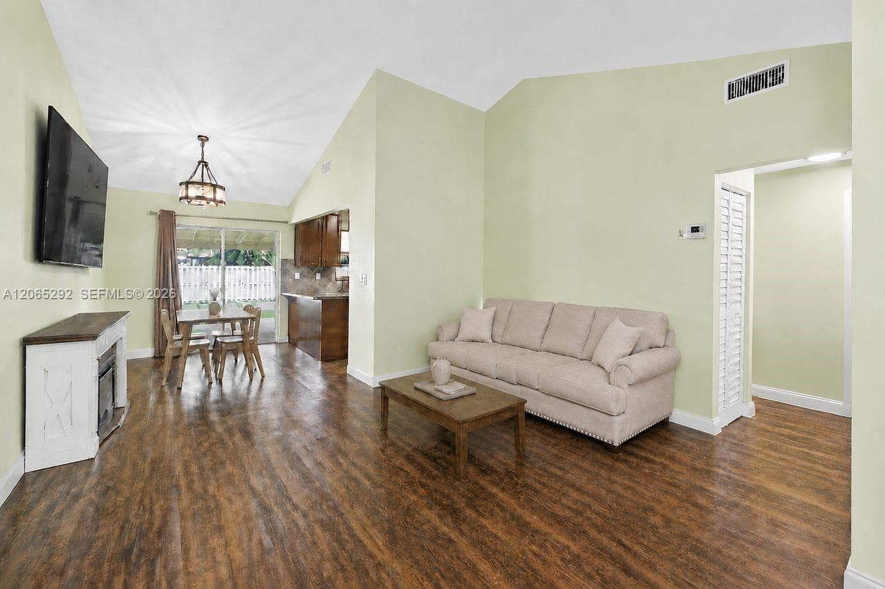 10340 SW 154th Pl # 41, Miami, FL 33196 photo 4