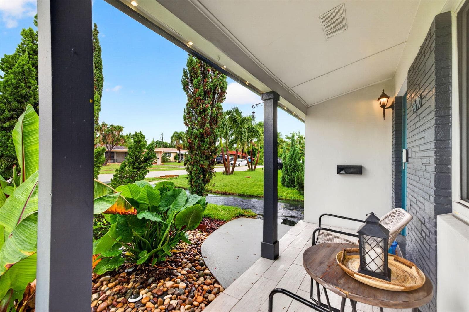 4670 NE 4TH Avenue, Oakland Park, FL 33334 photo 3