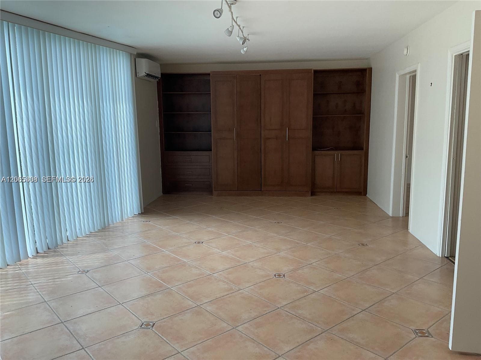 10178 Collins Ave # 109, Bal Harbour, FL 33154 photo 4