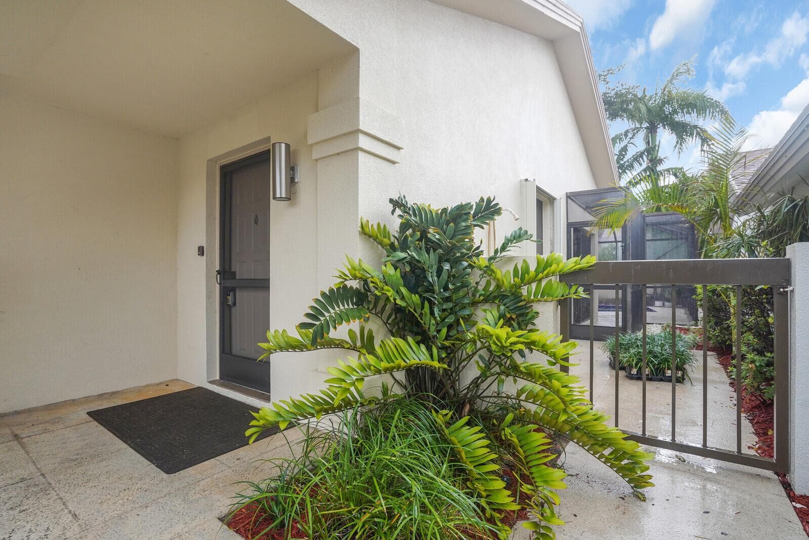 112 INNER HARBOUR Way, Jupiter, FL 33477 photo 4