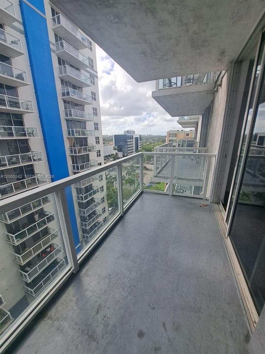 5091 NW 7th St # 1007, Miami, FL 33126 photo 3