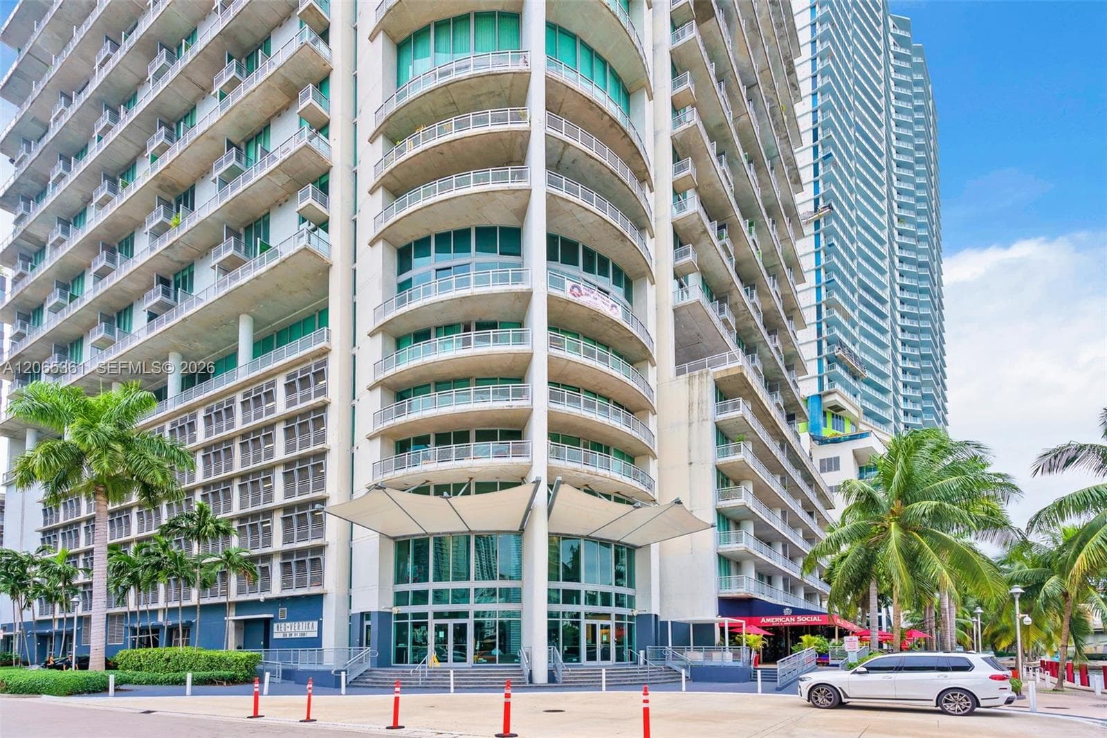 690 SW 1st Ct # 2507, Miami, FL 33130 photo 2