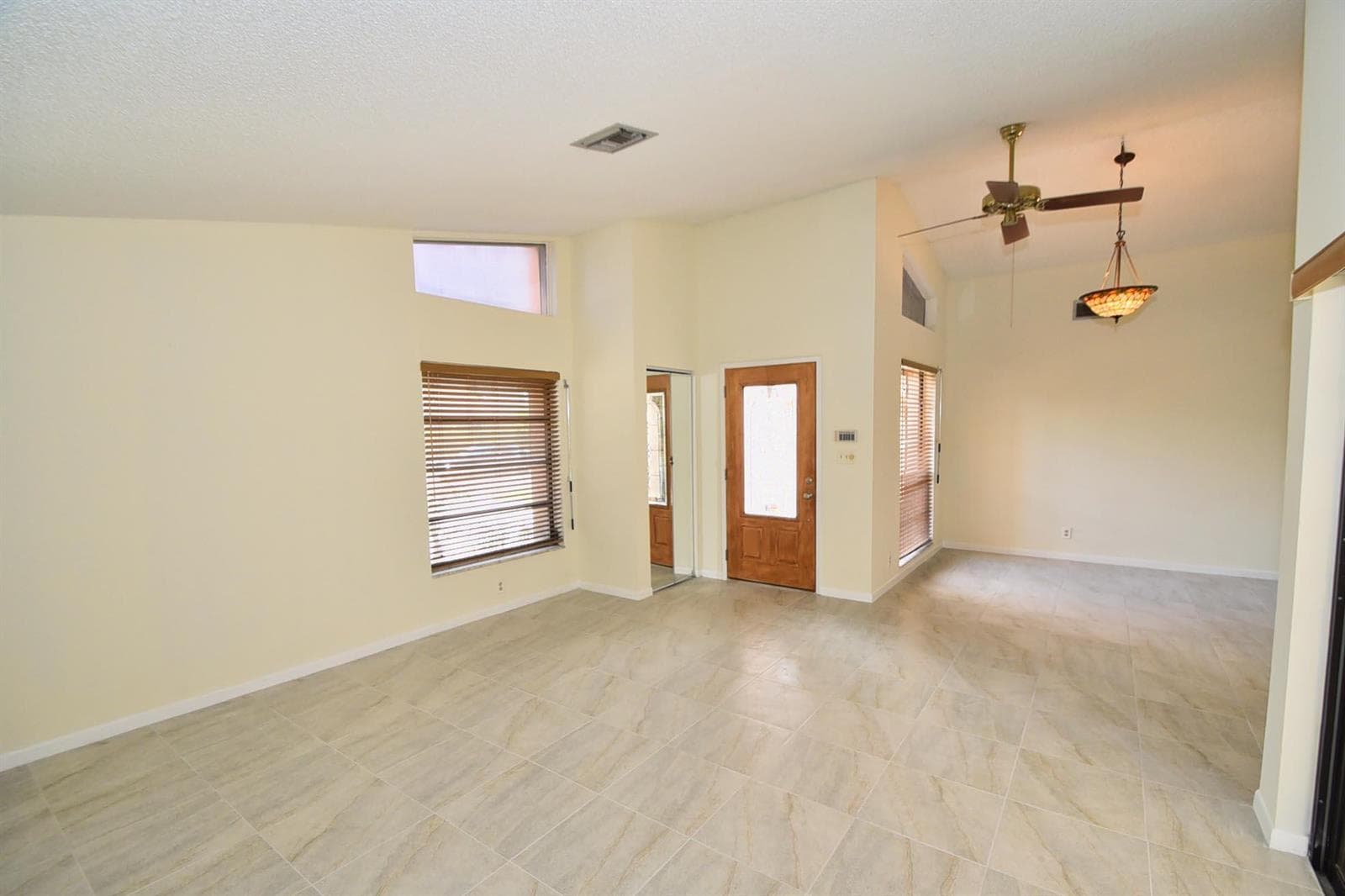 21518 SUMMERTRACE Circle, Boca Raton, FL 33428 photo 2