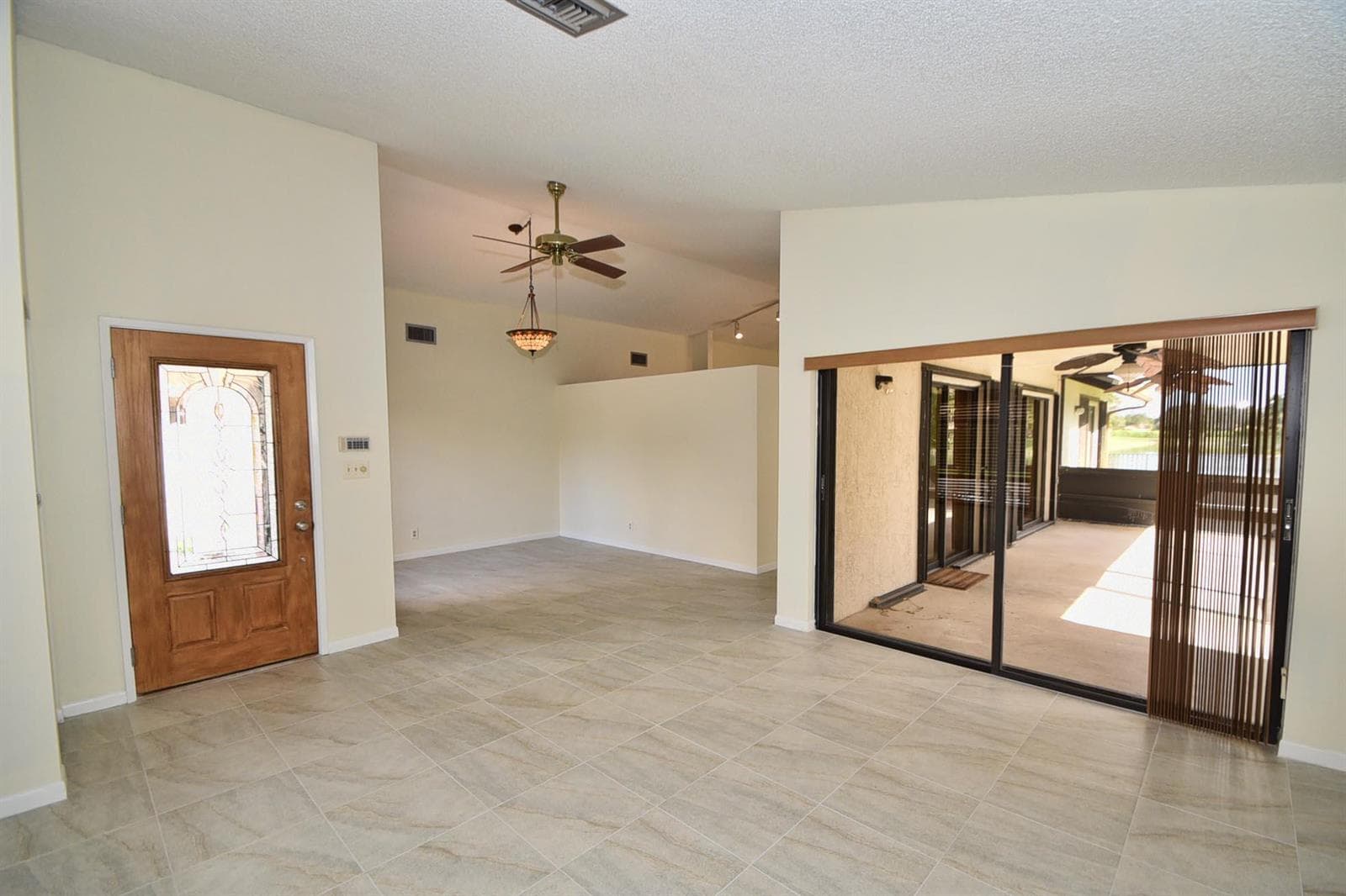 21518 SUMMERTRACE Circle, Boca Raton, FL 33428 photo 5