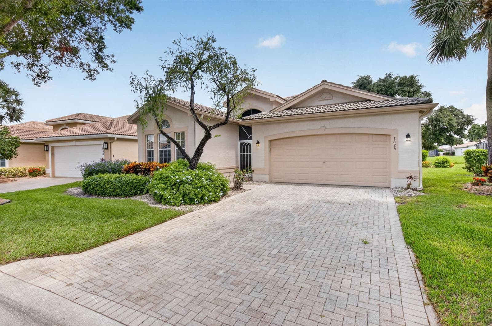 7625 Las Cruces Court, Boynton Beach, FL 33437 photo 2