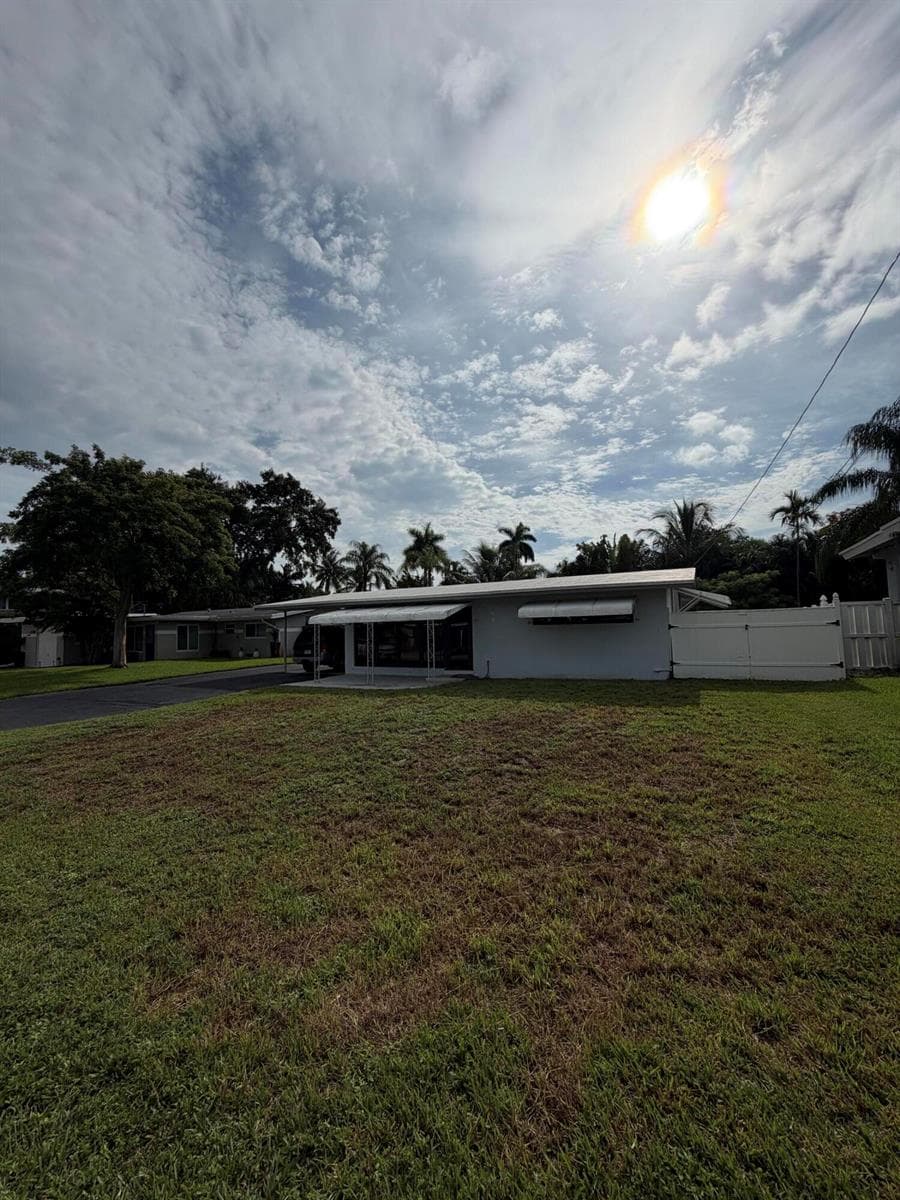 2554 Flamingo Lane, Fort Lauderdale, FL 33312 photo 2