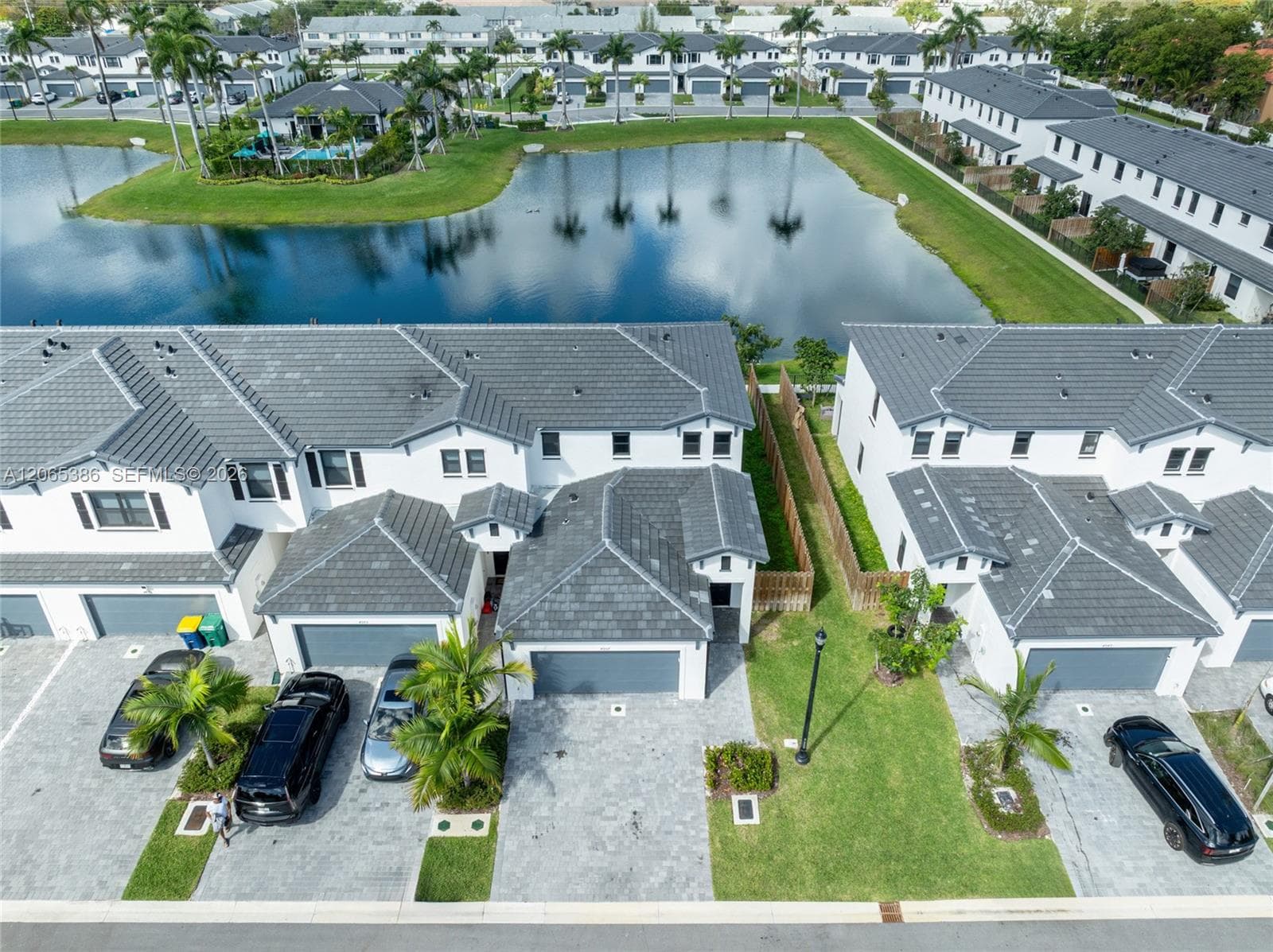 4973 Peacock Way # 5838, Dania Beach, FL 33312 photo 2