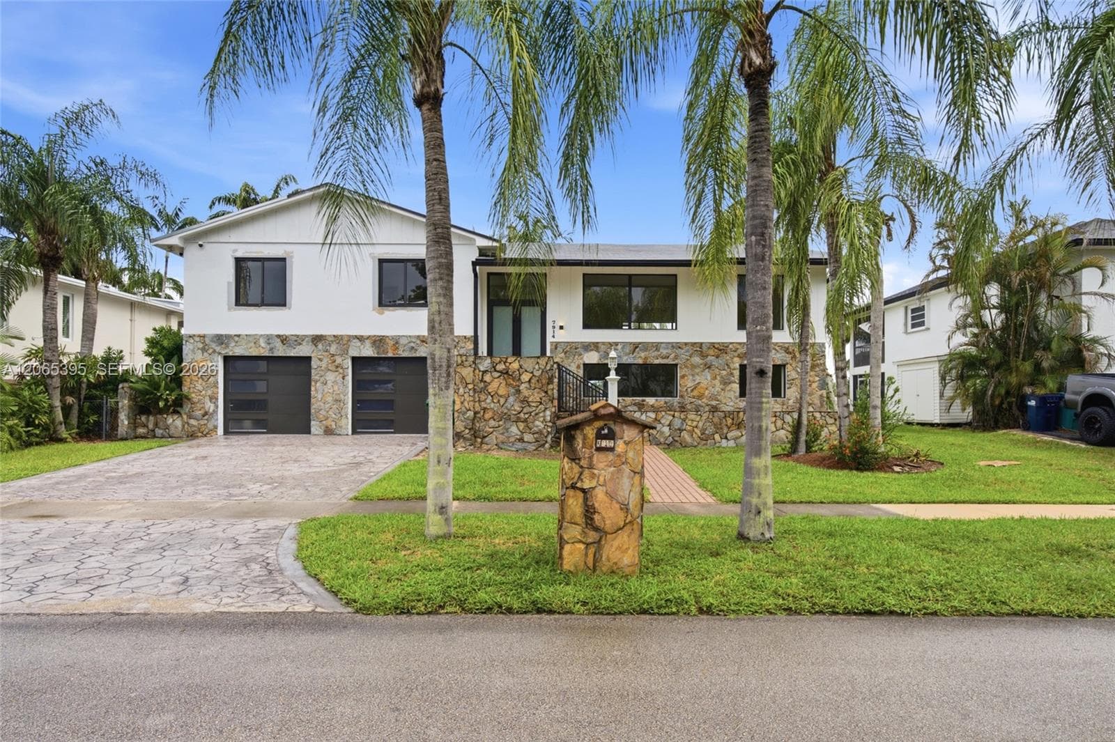 7914 SW 199th Ter, Cutler Bay, FL 33189 photo 2