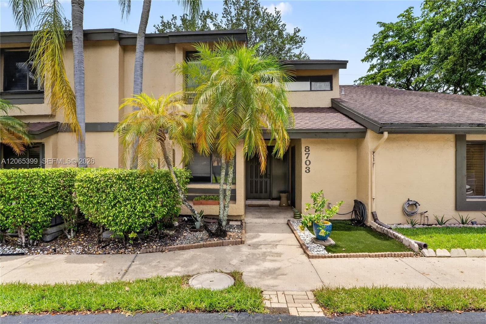 8703 Cleary Blvd, Plantation, FL 33324 photo 2