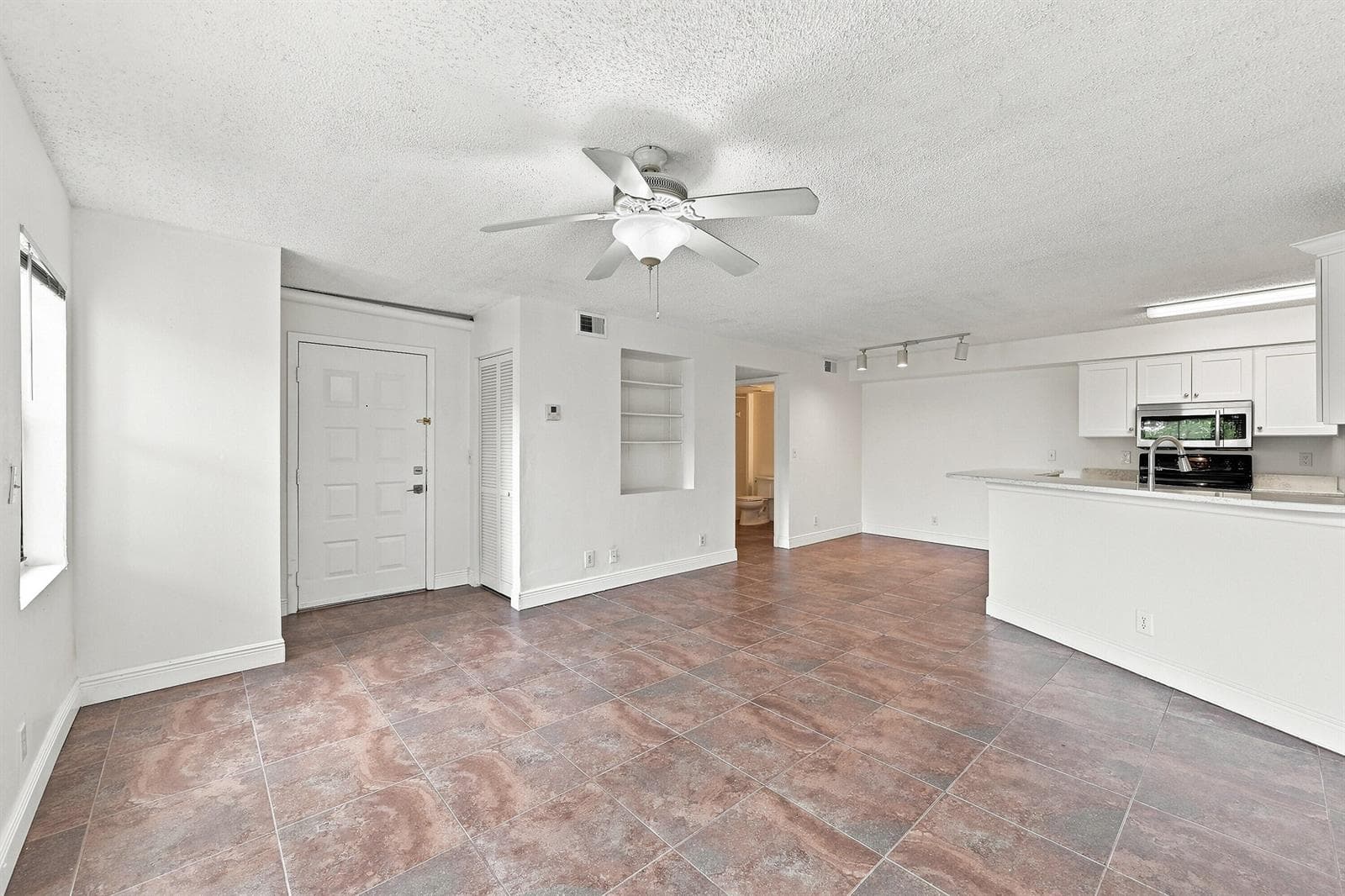 9999 SUMMERBREEZE Drive # 417, Sunrise, FL 33322 photo 3