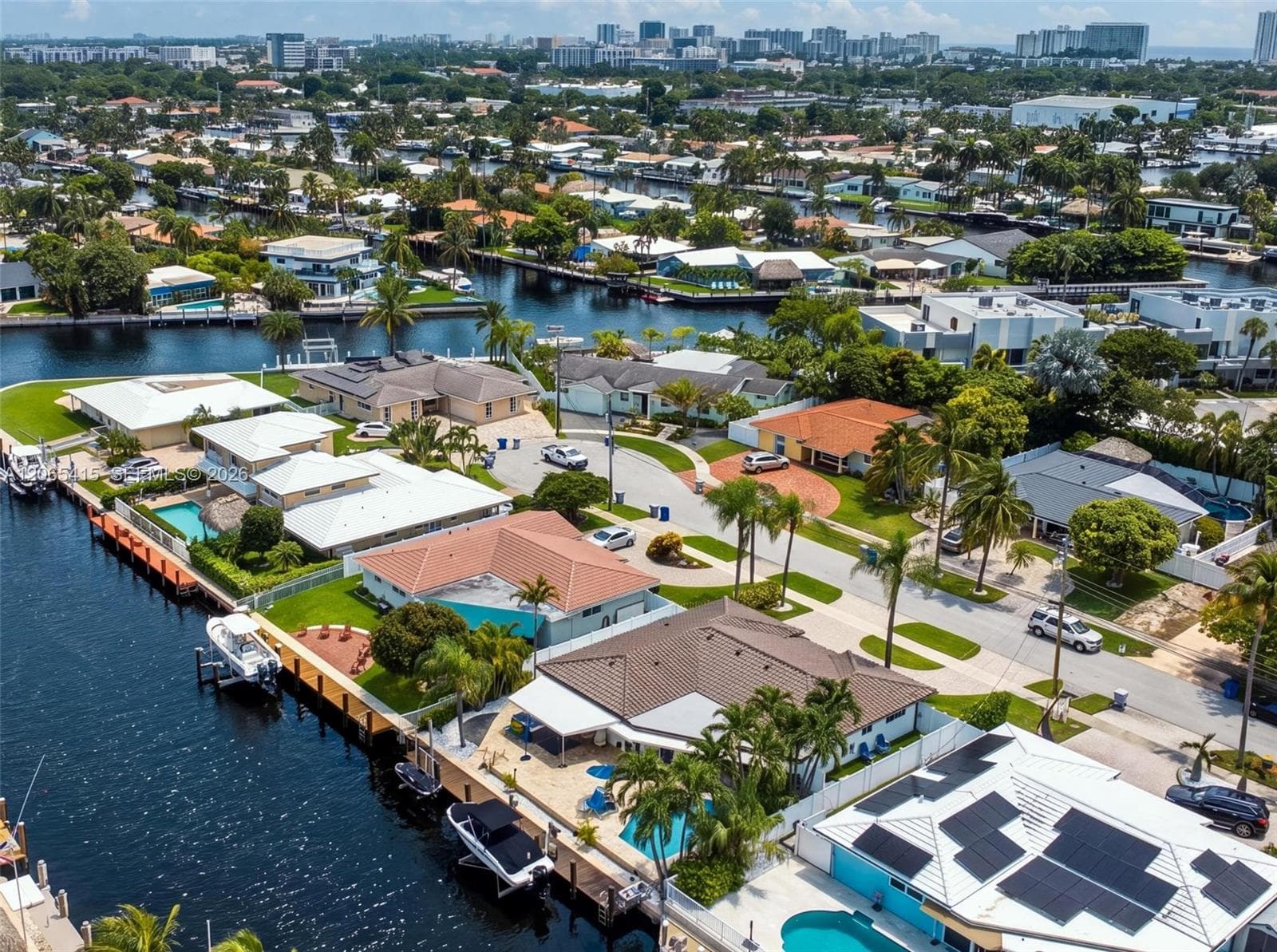 491 SE 10th Ave, Pompano Beach, FL 33060 photo 2