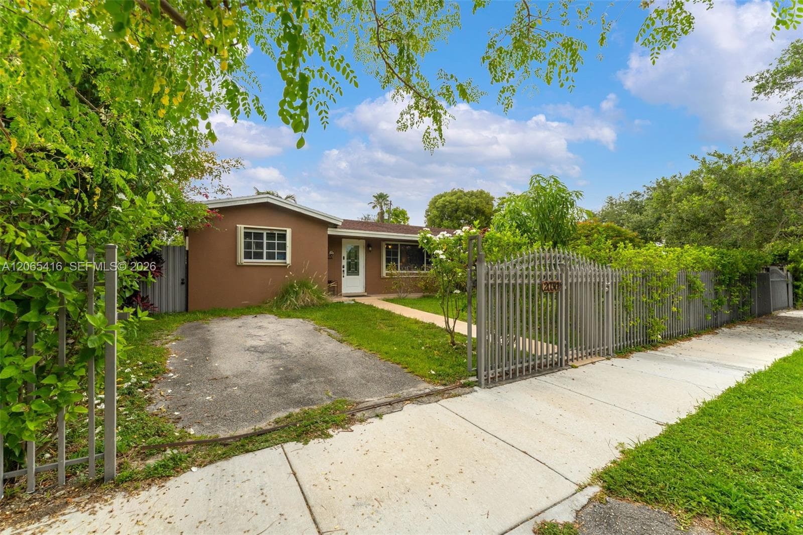 20301 SW 105th Ave, Cutler Bay, FL 33189 photo 2