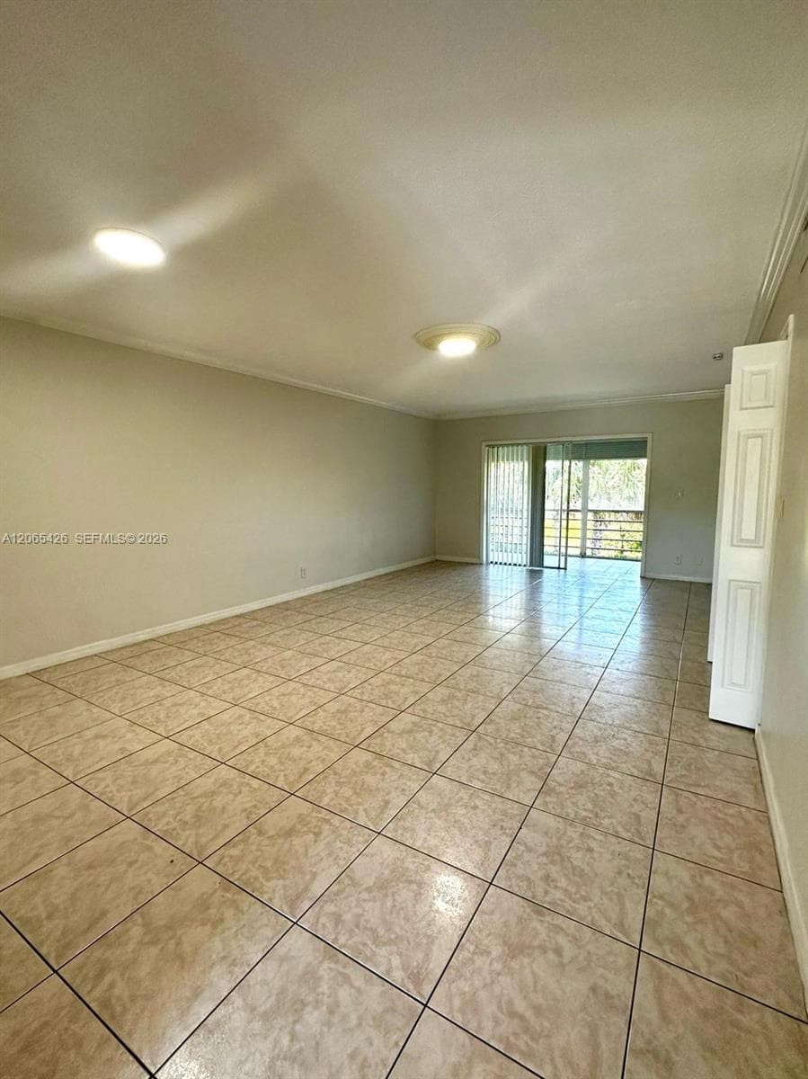 4291 NW 9th Ave # 202, Deerfield Beach, FL 33064 photo 4