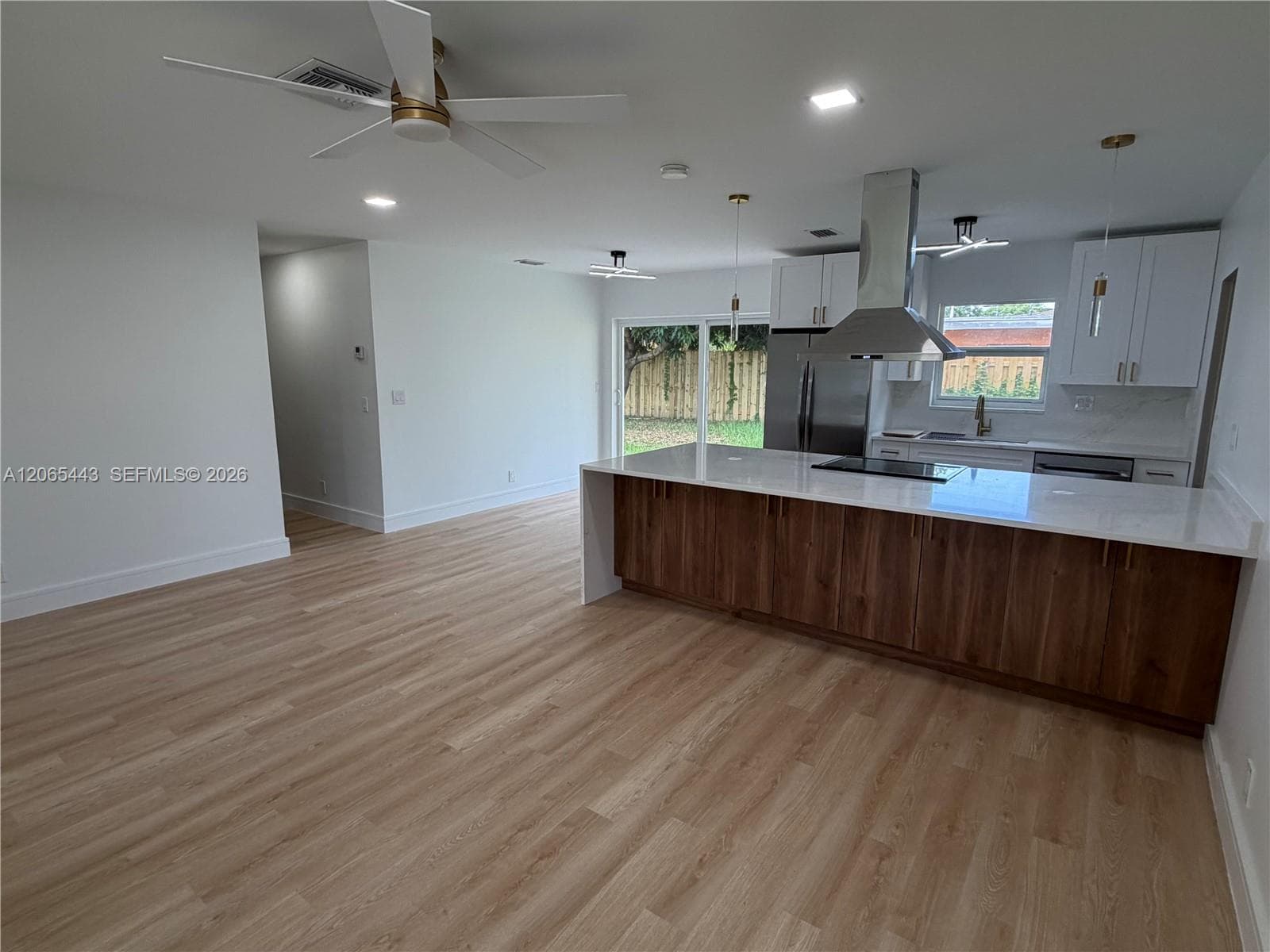 110 NE 17th Ct, Pompano Beach, FL 33060 photo 5