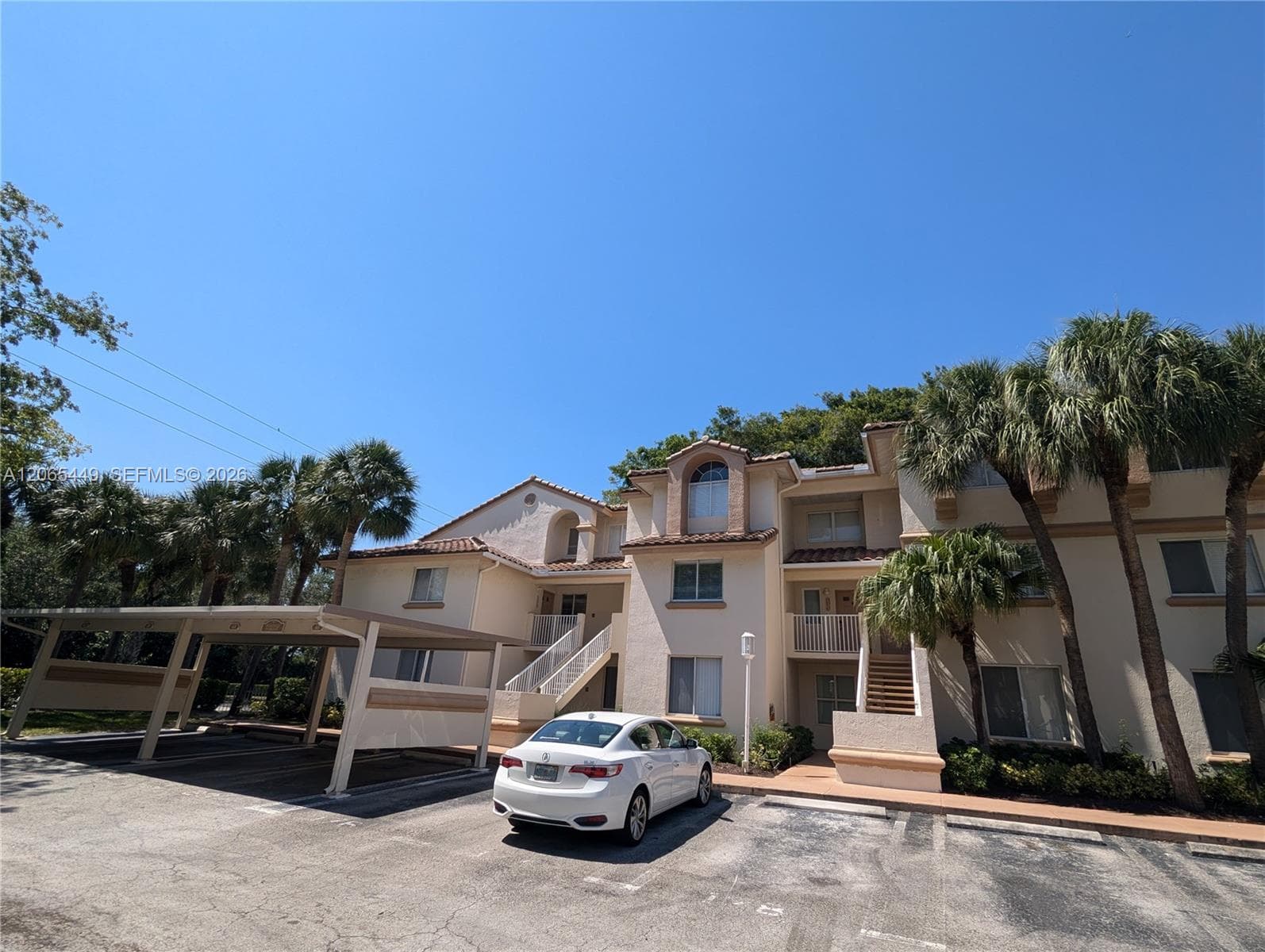 15201 Glenmoor Dr # 15201, West Palm Beach, FL 33409 photo 2