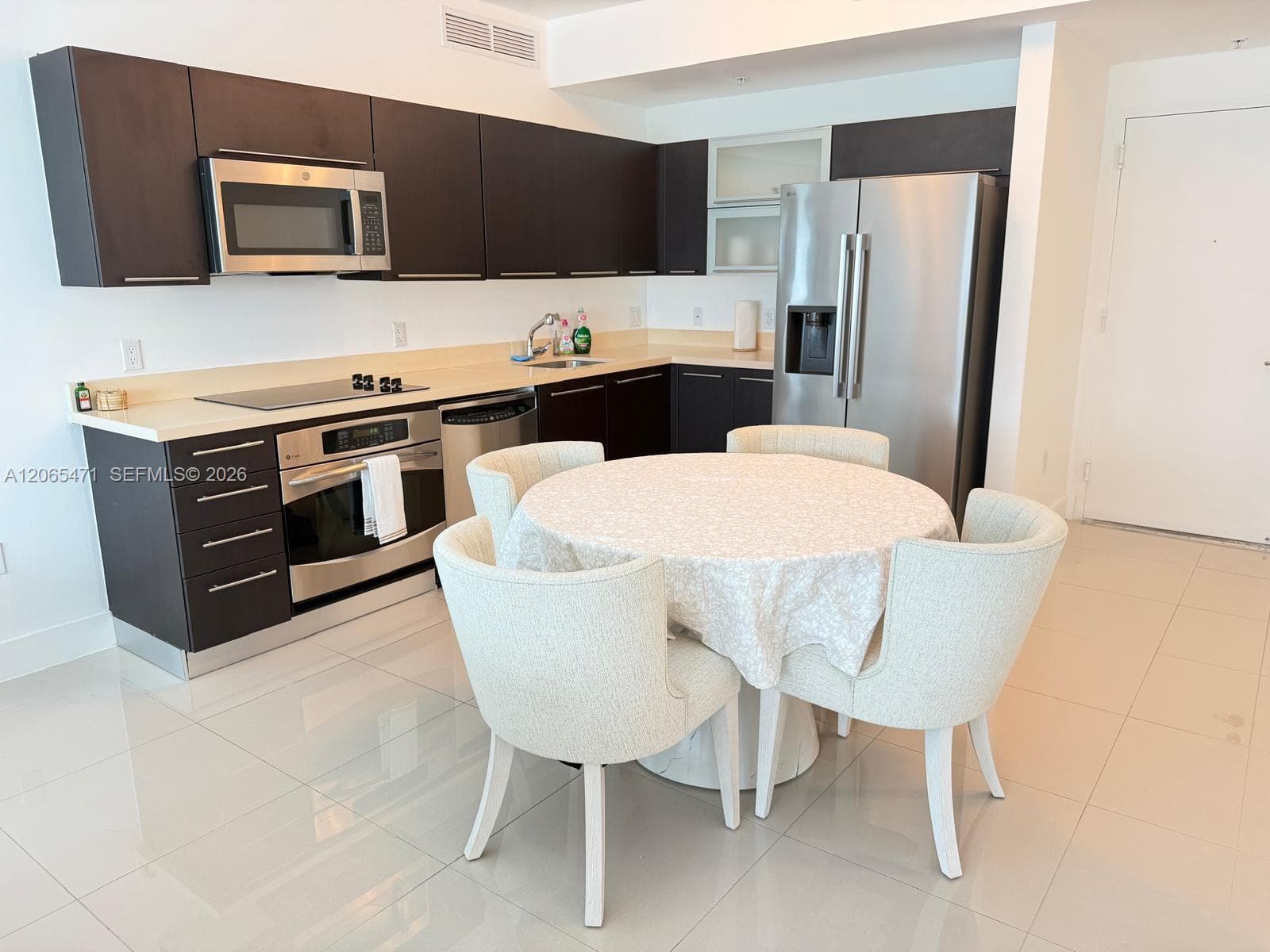 90 SW 3rd St # 1416, Miami, FL 33130 photo 2