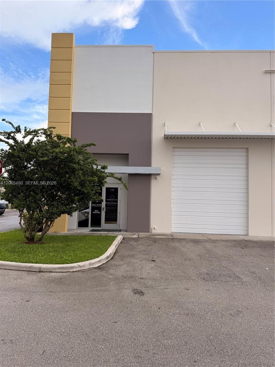 10891 NW 17th St # 139, Sweetwater, FL 33172