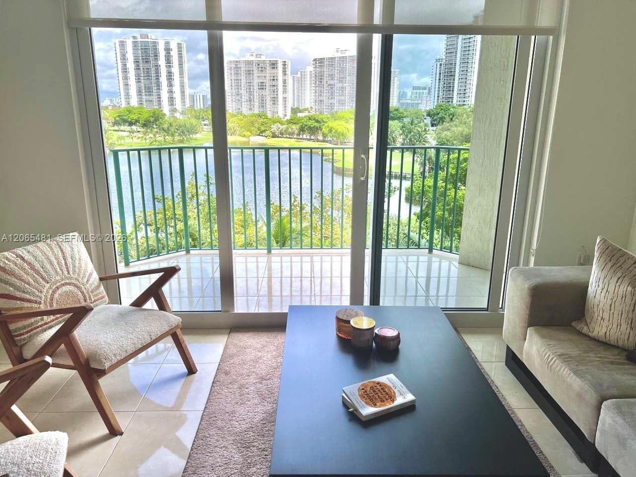 20000 E Country Club Dr # 612, Aventura, FL 33180 photo 3
