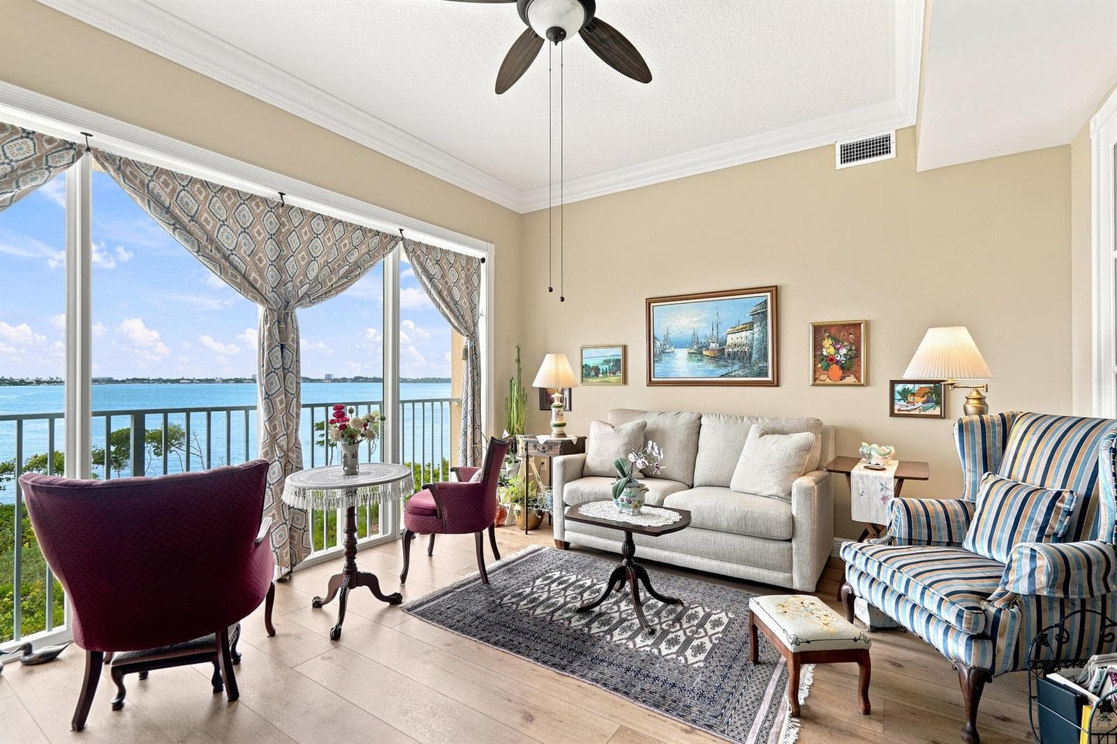 21 HARBOUR ISLE Drive W # 302, Fort Pierce, FL 34949 photo 5
