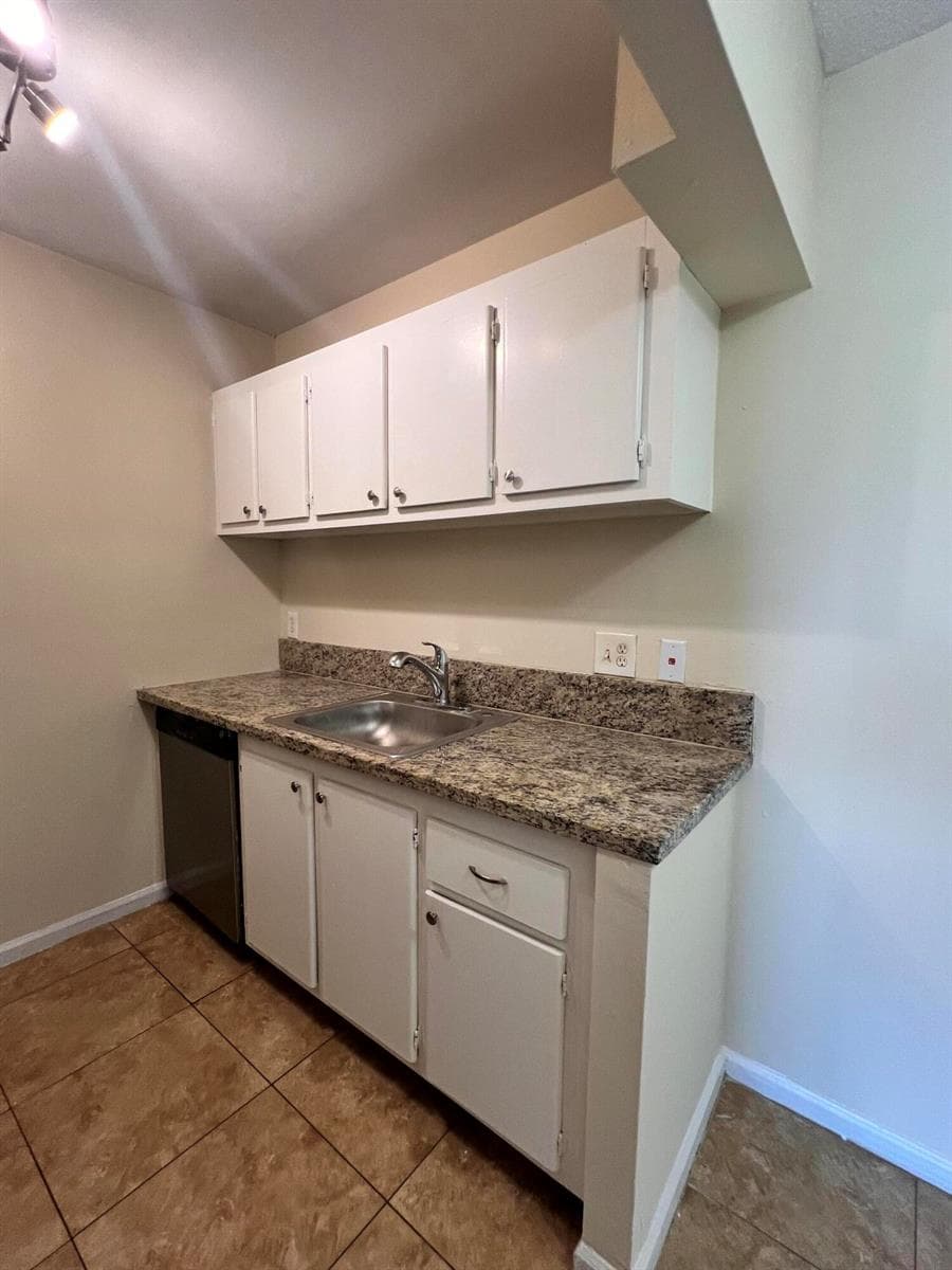 1500 N Congress Avenue # B20, West Palm Beach, FL 33401 photo 2