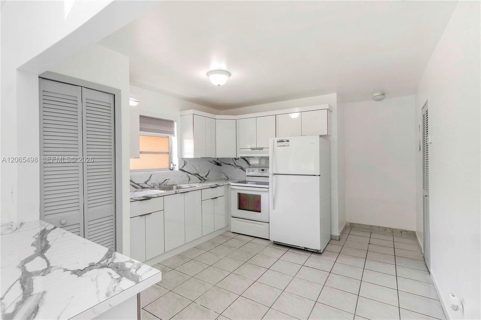 642 E 2nd Ave # A, Hialeah, FL 33010 photo 2
