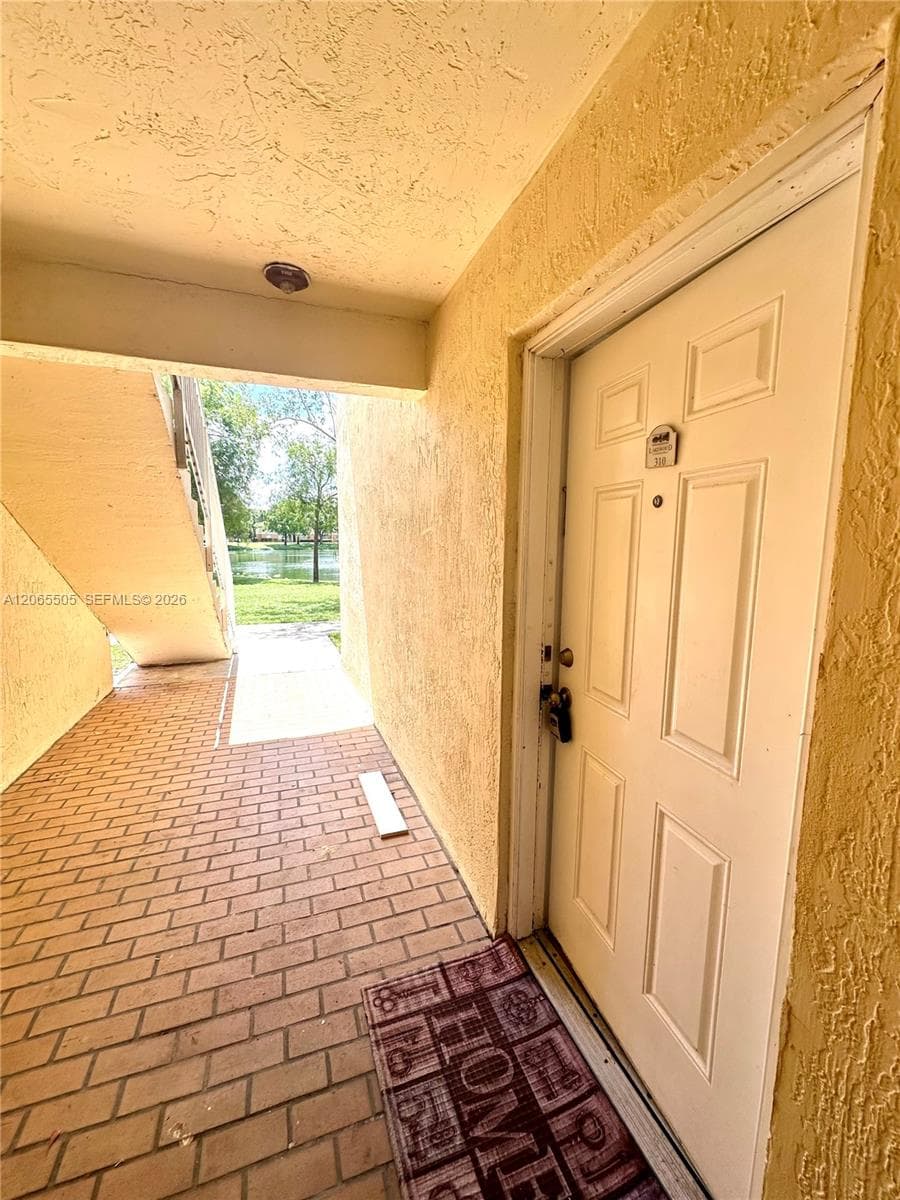 3630 N 56th Ave # 310, Hollywood, FL 33021 photo 3