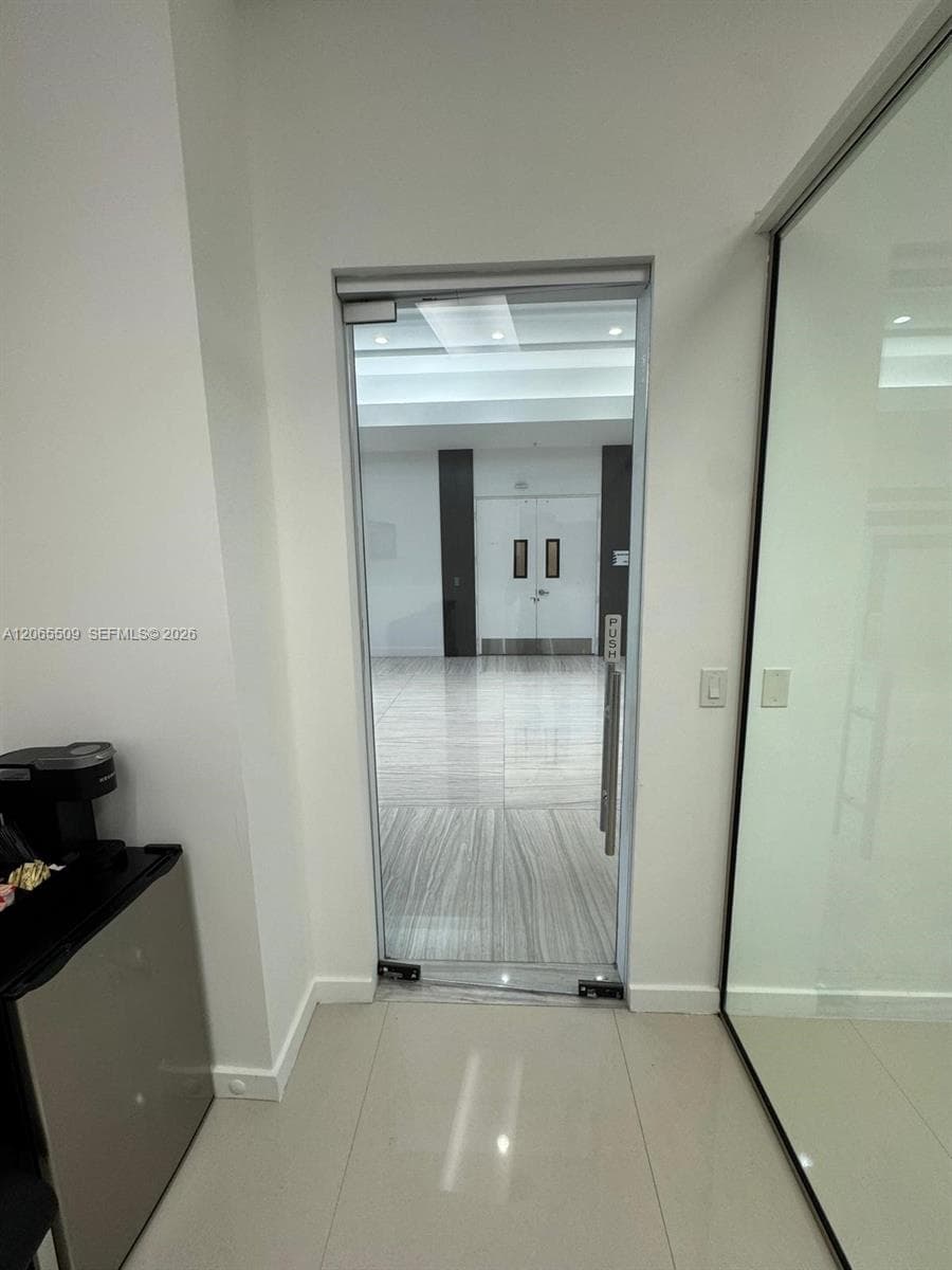 20200 W Dixie Hwy G01 Hwy, Miami, FL 33180 photo 4