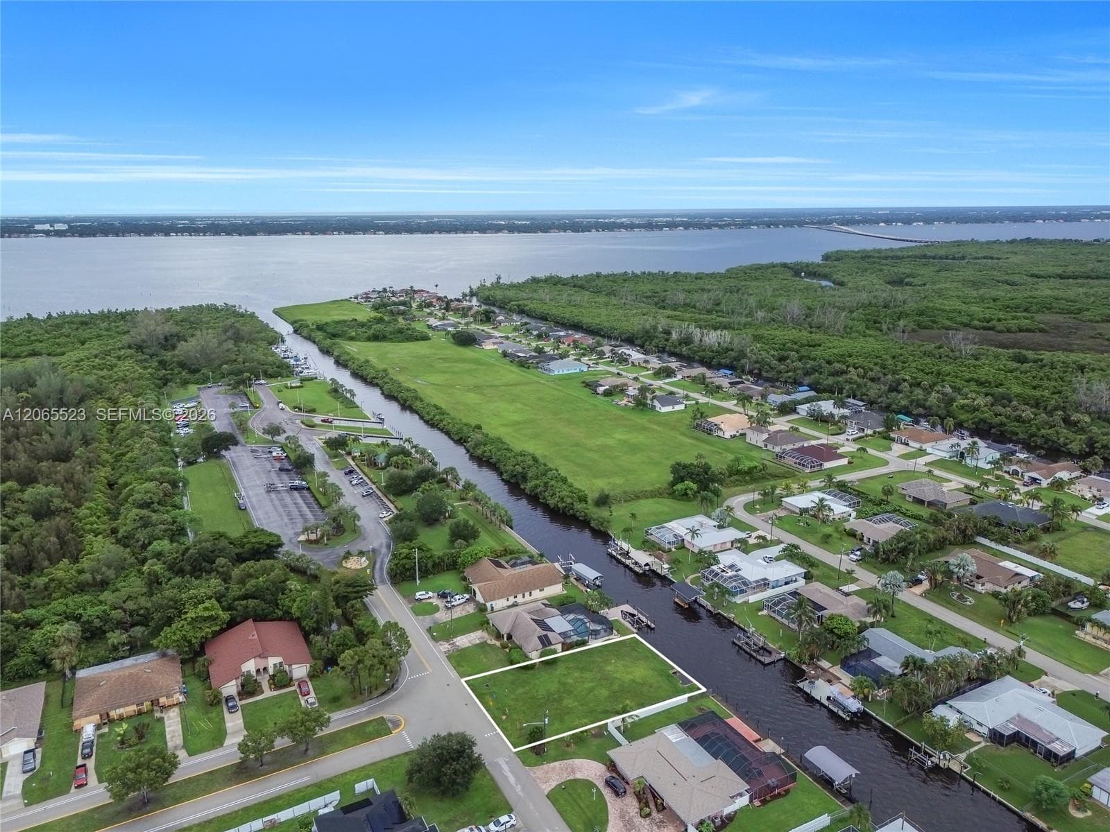 2328 SE 15 Terr, Cape Coral, FL 33990