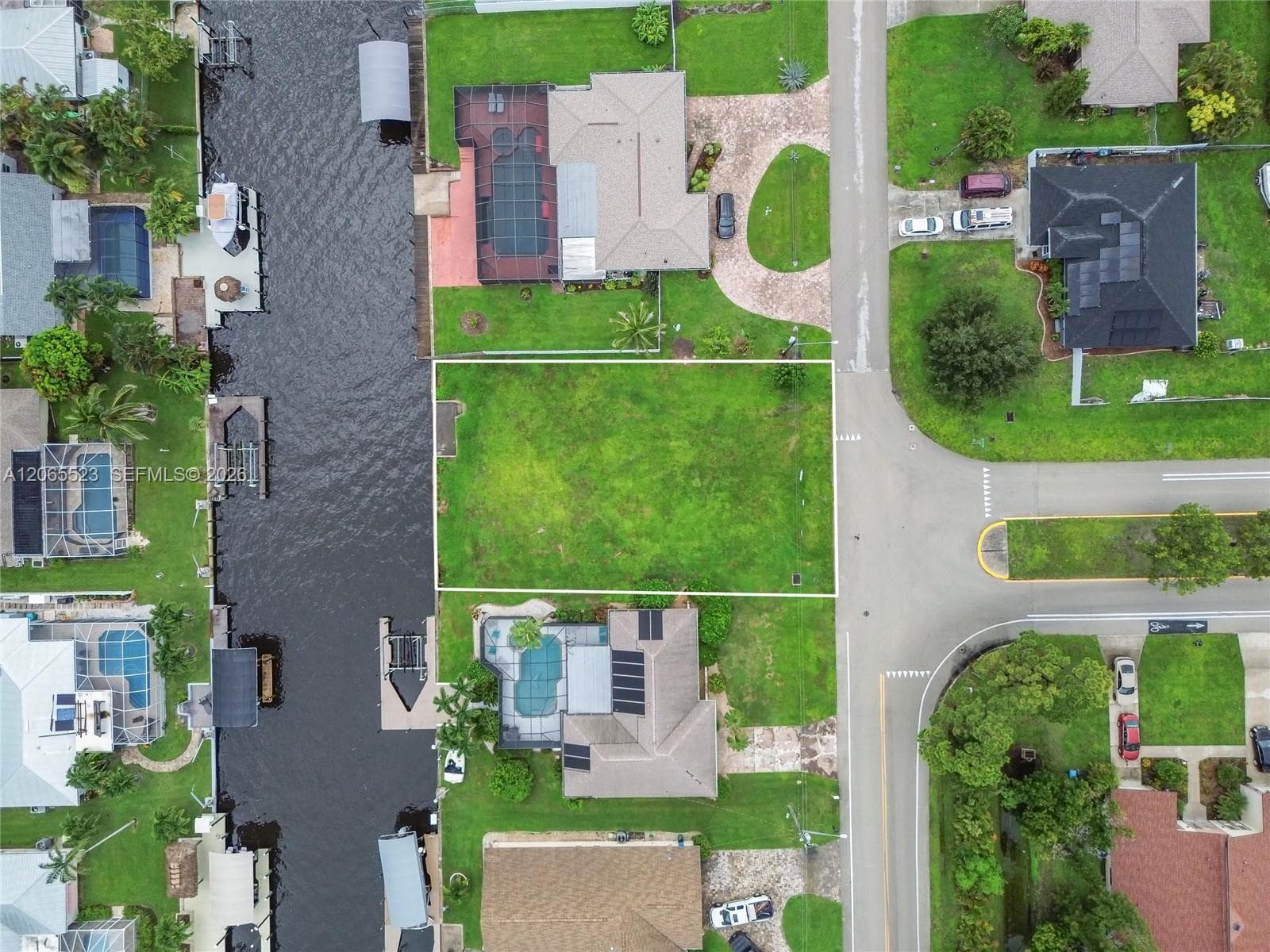 2328 SE 15 Terr, Cape Coral, FL 33990 photo 4
