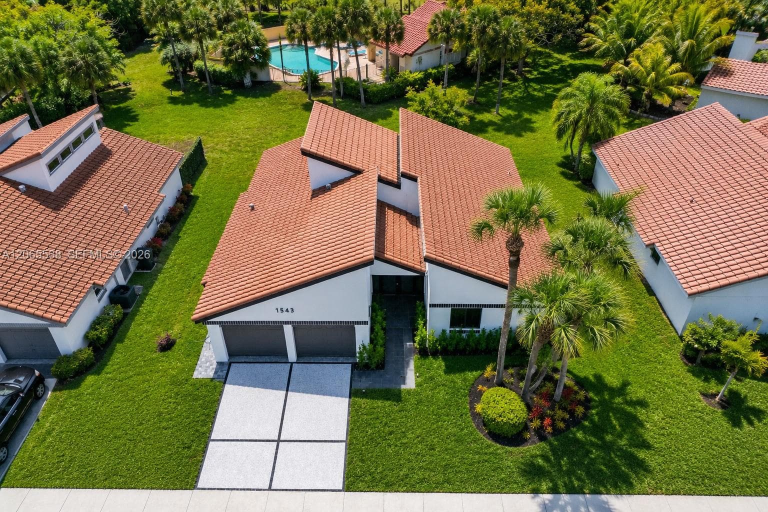 1543 SW 1st Ave, Boca Raton, FL 33432 photo 2