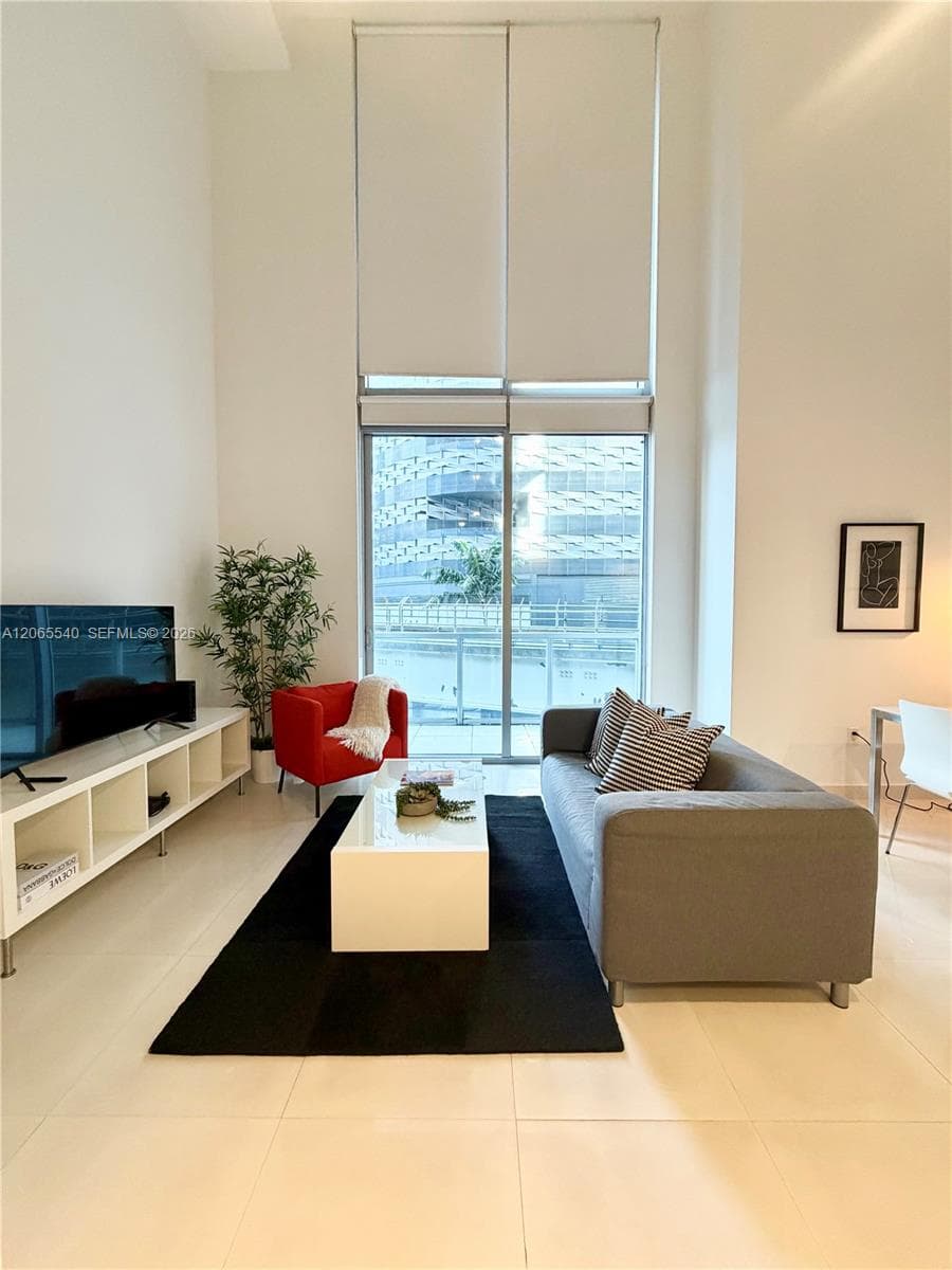 1050 Brickell Ave # 206, Miami, FL 33131 photo 2